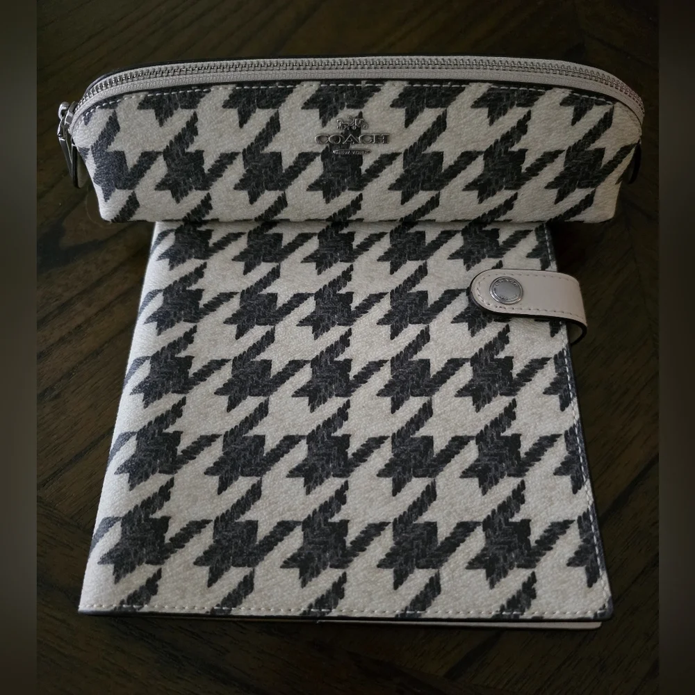 COACH Houndstooth Print Notebook & Pencil Case SET Silver/Cream/Black NWOT - Picture 2 of 14